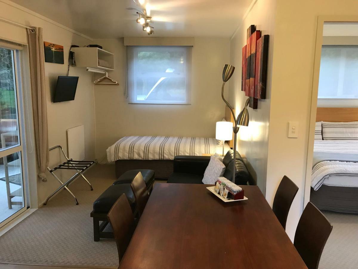 Hotel Angie'S Rural Retreat Wainuiomata Zewnętrze zdjęcie