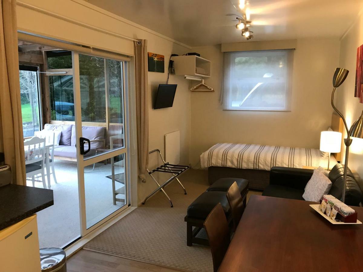 Hotel Angie'S Rural Retreat Wainuiomata Zewnętrze zdjęcie